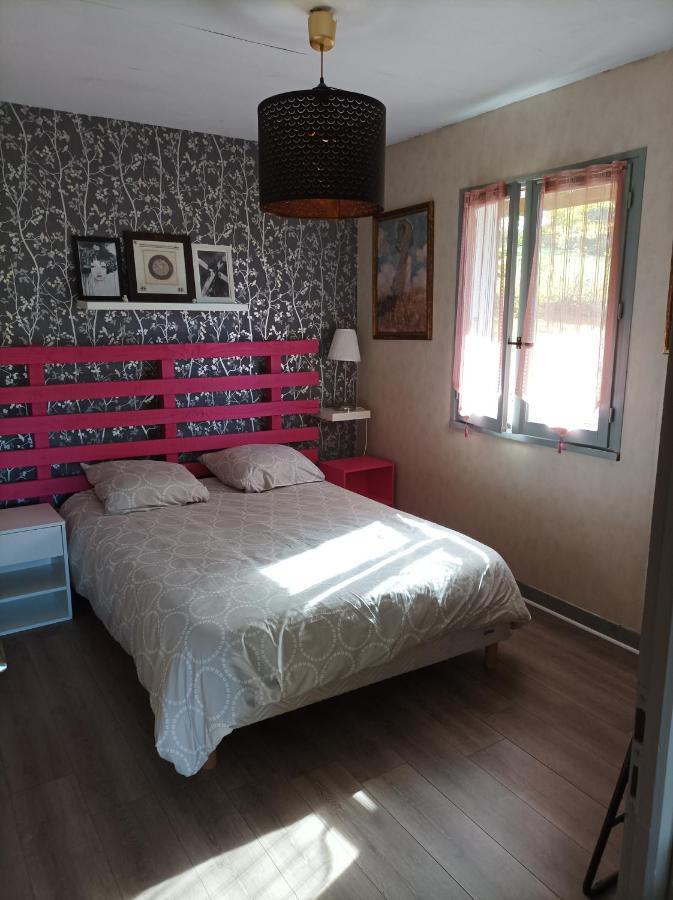 Chalet Deux Chambres Au Calme Saint-Brisson Bagian luar foto